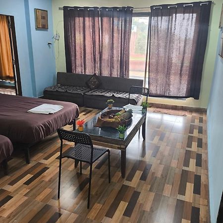 King Size Deck Villa Bombay Exterior foto