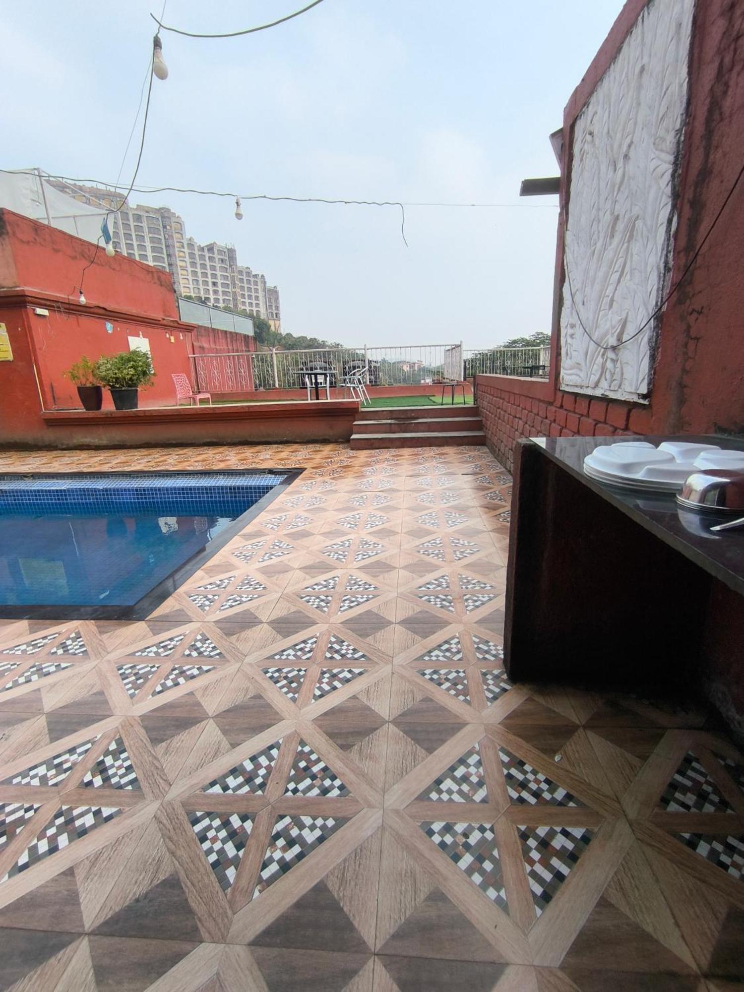 King Size Deck Villa Bombay Exterior foto